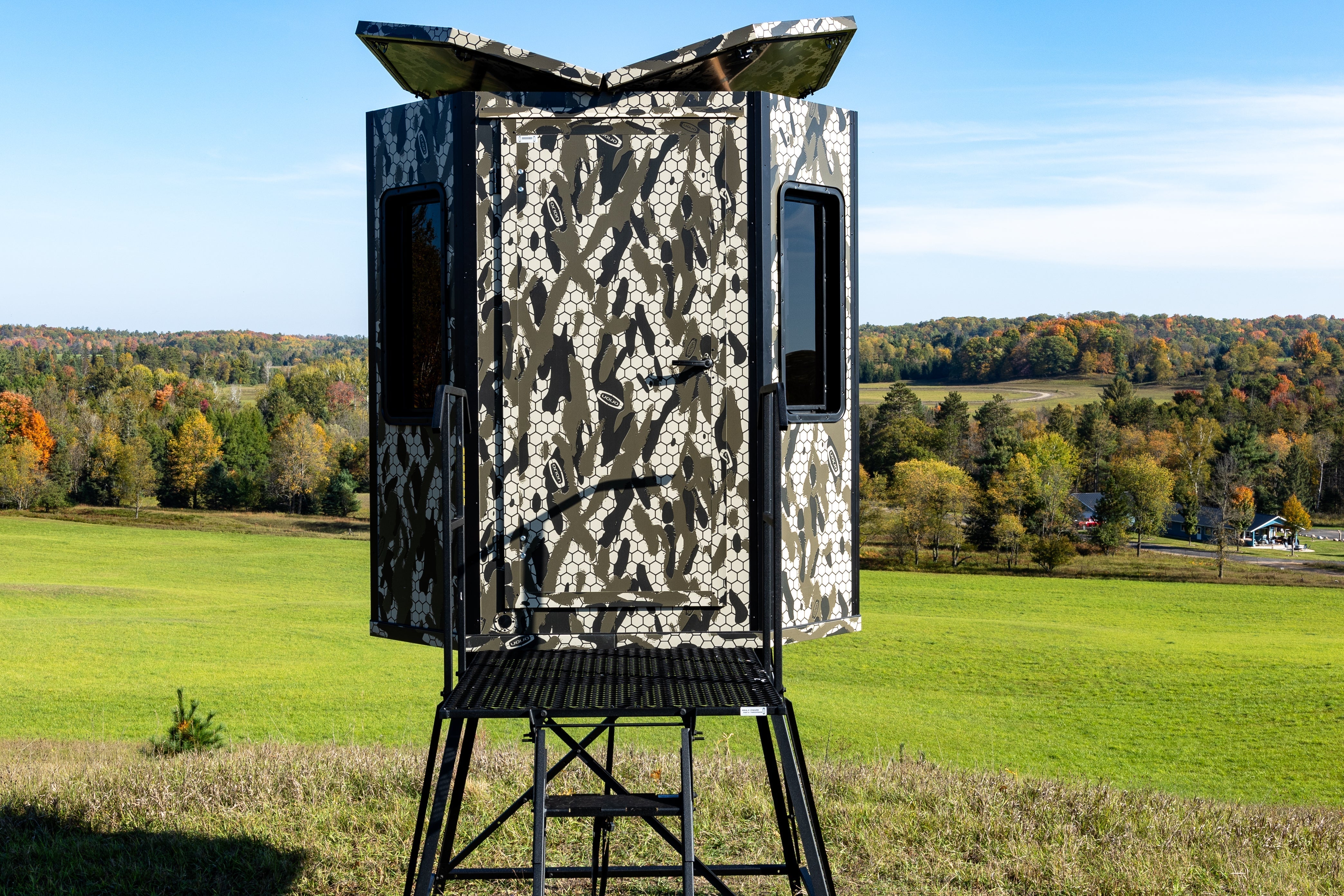 Orion 68VT - Modular Archery Deer Hunting Blind with Tinted Windows